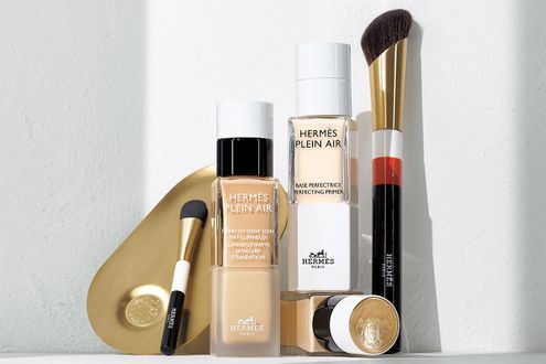 草刈民代さんが美しく自然な仕上がりに惚れ込んだ「エルメス」のファンデーション