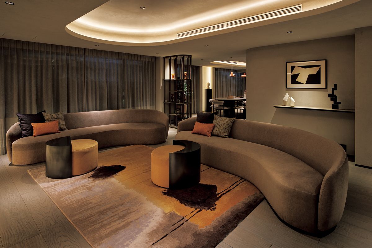 住まい全体が緩やかにつながる空間構成の豪邸マンション。アートが映える美術館のようなたたずまい