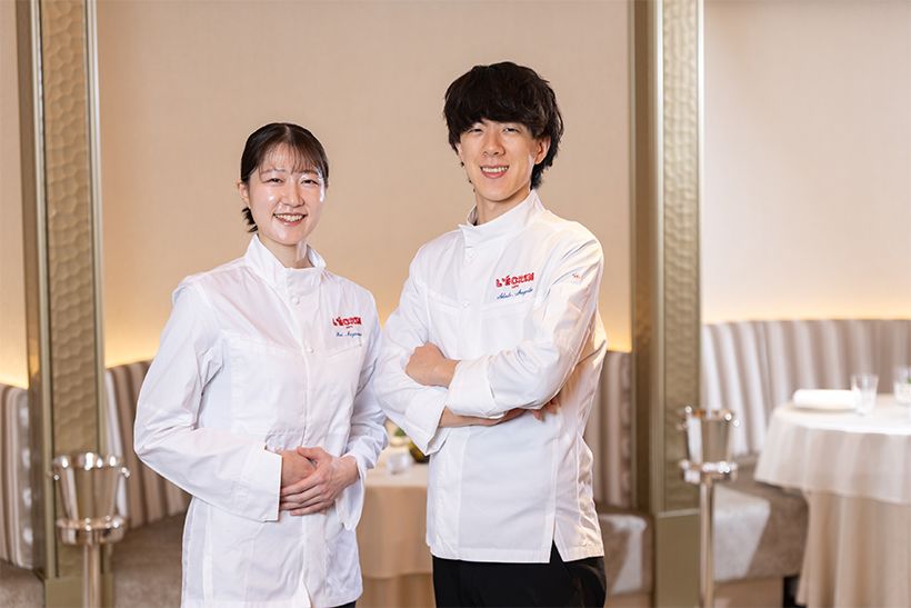 総料理長 杉田周人氏（左）と副料理長 長澤瑠衣氏（右）。