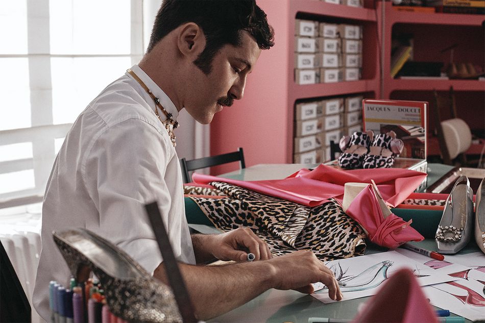 「ロジェ ヴィヴィエ」のゲラルド・フェローニ氏が語る、宝石のようなバッグ「アトリエ アニマリエ」を手がけた理由