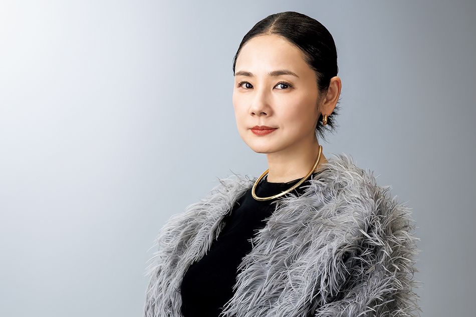 舞台『リチャード三世』で“悪の権化”を演じる　吉田羊さんインタビュー