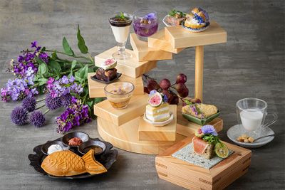 無花果とライラックのアフタヌーンティー