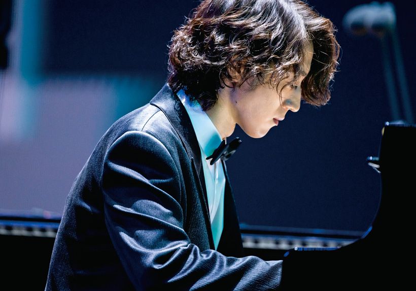 バッハの平均律やショパンの楽曲に加えて、角野さん自身が編曲した楽曲などクラシックと現代音楽が融合したプログラムで、多くの観客の心をとらえた。