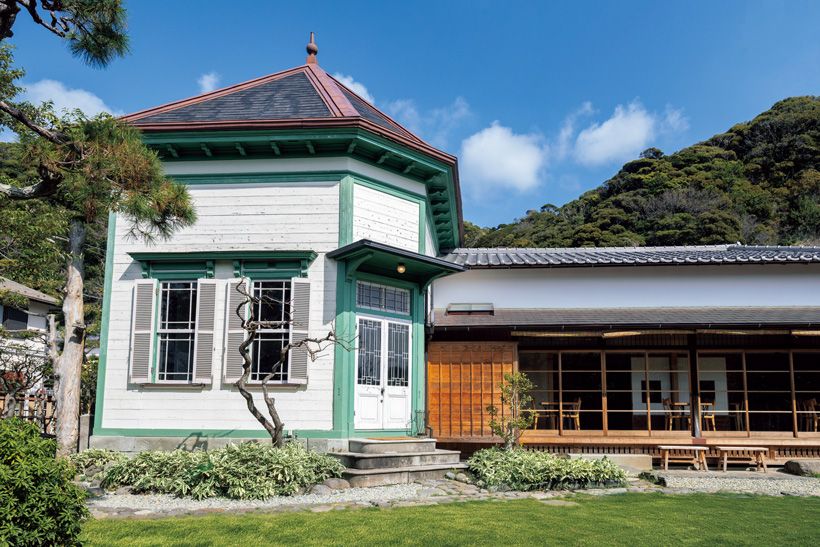 緑豊かな谷戸の一角、住宅街にひっそりと建つ歴史的建造物。
