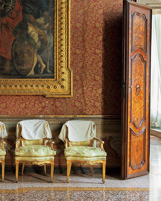 「Fondazione Dries Van Noten」