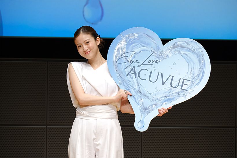 「アキュビュー®」新ブランドアンバサダーに就任した今田美桜さん。コンタクトレンズを初めて使用したときのことを振り返り「世界が変わりました！付けた瞬間から感動した記憶があります」とのエピソードを披露。