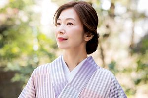 「出会うべくして出会ったきもの」と村治佳織さん。内面からの美しさを引き出す紫の力