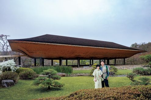 名和晃平さん・清川あさみさん夫妻、建築巡りの週末　禅の世界を広く伝える「神勝寺 禅と庭のミュージアム」（広島・福山）