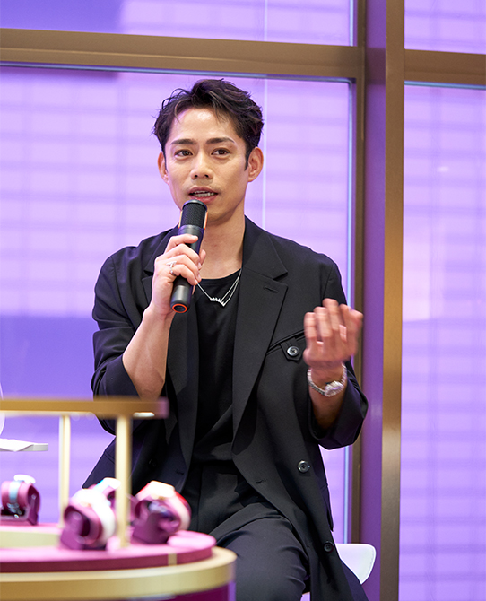 高橋大輔さんがショパールブティック銀座本店に登場！「ルール・ドゥ