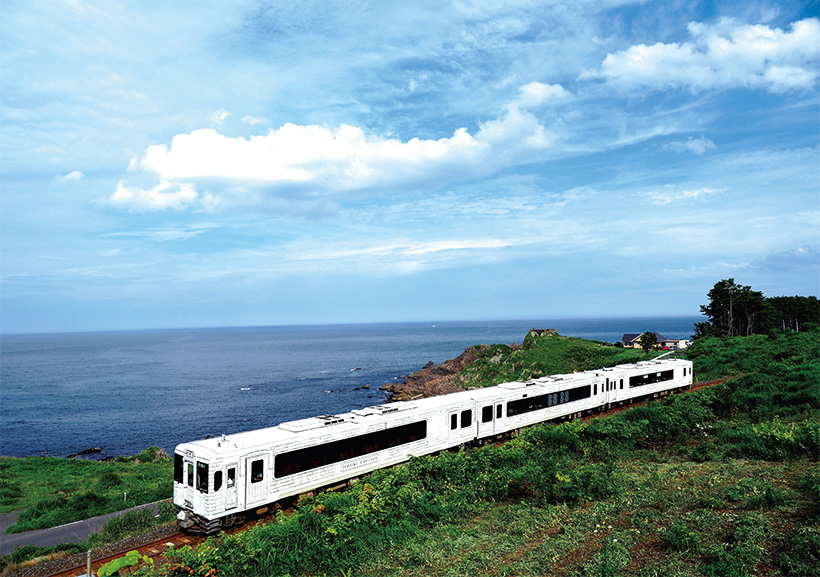 櫻井寛さんの鉄道写真 パネル付き、鉄道写真集と図鑑 鉄道写真家・櫻井 寛さんおすすめ、日本を旅する感動列車 | 家庭画報