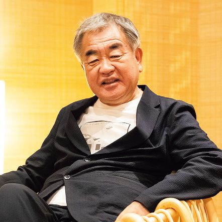 隈研吾さん