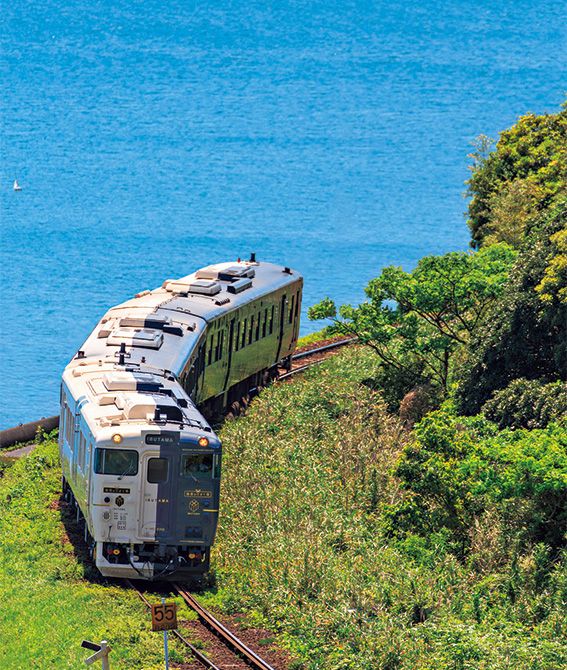 JR九州 指宿枕崎（いぶすきまくらざき）線（鹿児島県） 本土最南端の終着駅・枕崎駅へと続くローカル線。写真／arpeggio1886〈ピクスタ〉