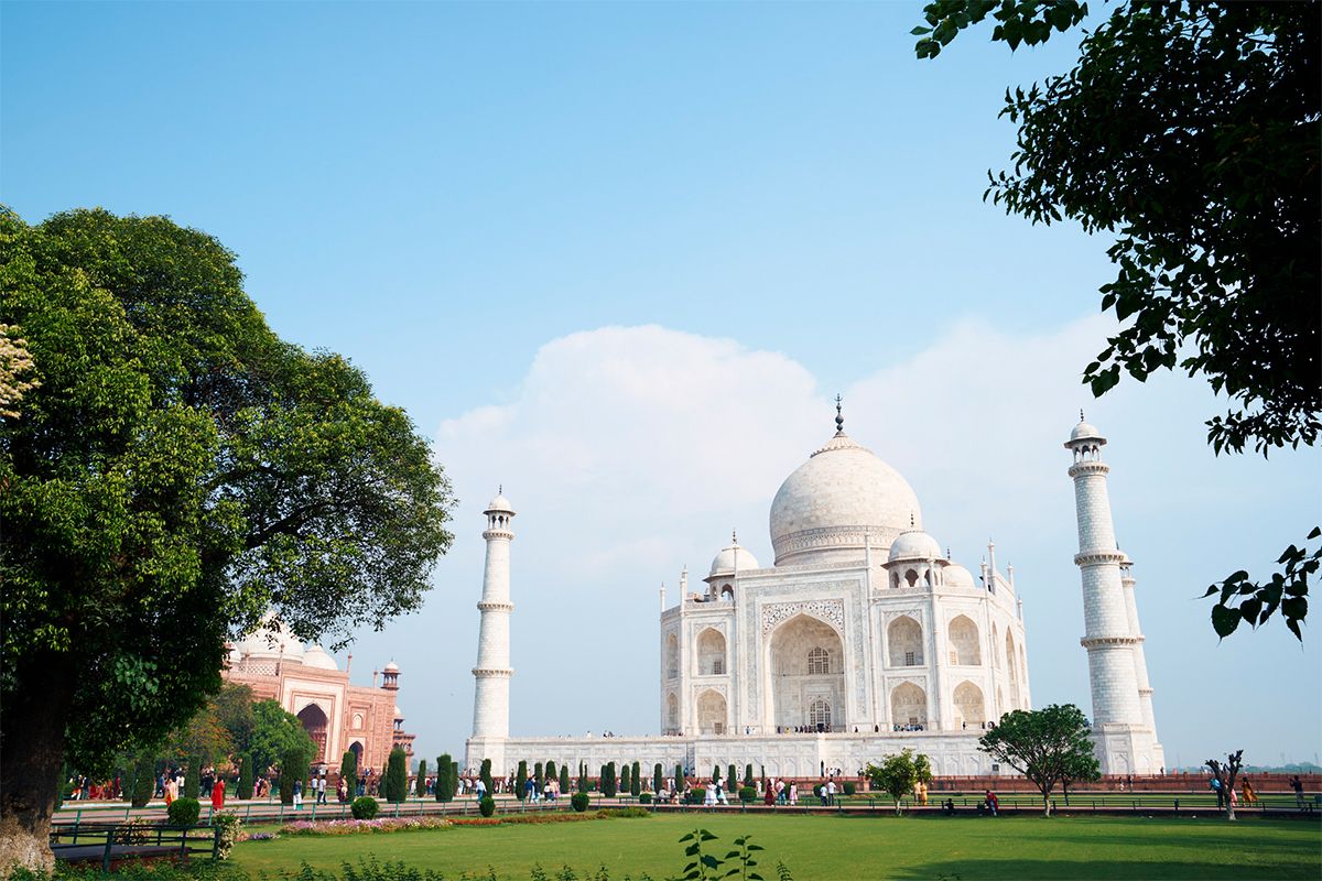 【インド 至高の旅】世界一の石造塔からピンクの隠れ家まで――ゴールデントライアングルで巡る「圧巻の世界遺産」3選