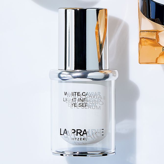 WC ライトインフュージョン アイセラム 15ml 6万1820円