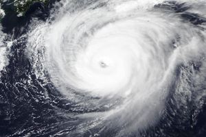ニュースで聞く「スーパー台風」とは？ 台風との違いを解説
