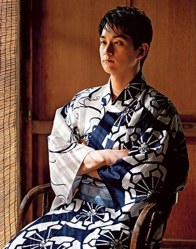 柄合わせで粋にまとう「片輪車に流水」の判じ物