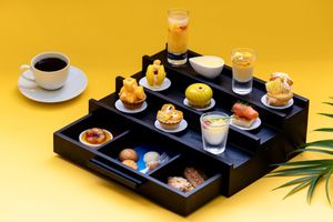 都内随一の眺望とともに楽しむ、「デザートレストランオペラ」のトロピカルアフタヌーンティー