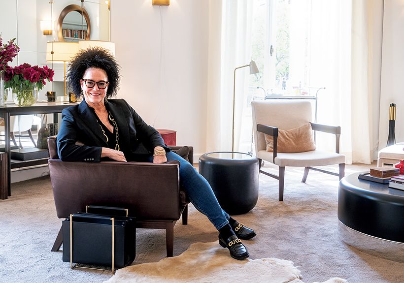 Ippolita Rostagno イッポリタ・ロスターニョ アメリカとイタリアにルーツをもつ、ジュエリーデザイナー。イタリアの職人技に魅せられ2015年にアルテメストを共同設立、クリエイティブディレクターを務める。