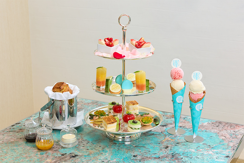 ティファニー「ブルー ボックス カフェ」1周年。夏の恵みを味わう特別