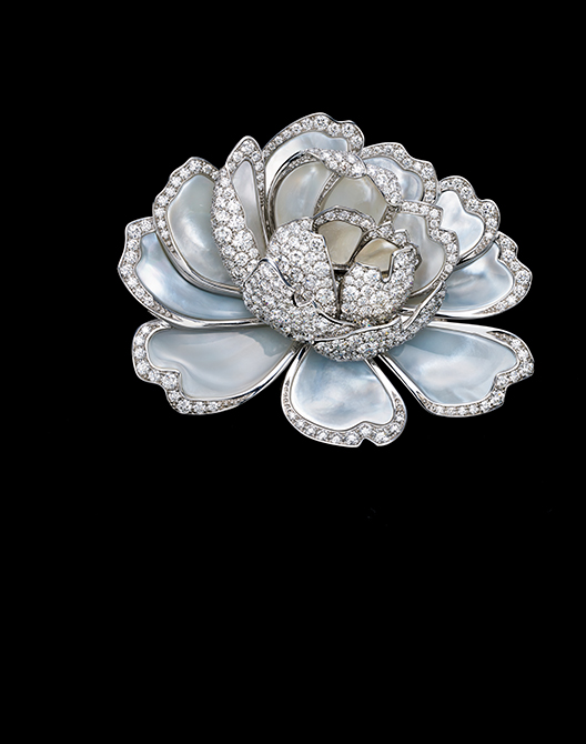 ギメル】隠された贅沢を楽しむまるで芸術品のようなブローチ | 家庭画