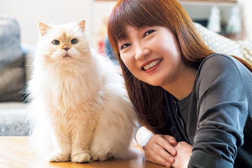 猫のいる暮らし　漫画家 桜沢エリカさんと猫 ルルちゃん「一緒に年齢を重ねていく愛しい家族です」