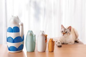 愛しの猫モチーフ　陶芸からガラス細工まで、暮らしを彩るグッズを集めました　