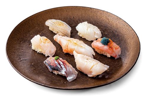 入魂の鮨とともに、地域文化も発信「柳緑（りゅうりょく）」（高岡）