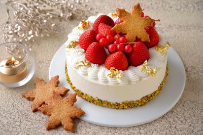 「プレミアムダブルチーズケーキ」15,000円　直径 約15×高さ 約6cm