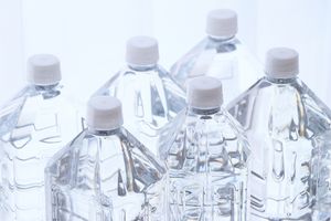 いざという時の在宅避難に備えて。自宅で備蓄すべきものとその量
