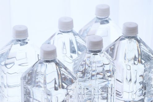 いざという時の在宅避難に備えて。自宅で備蓄すべきものとその量