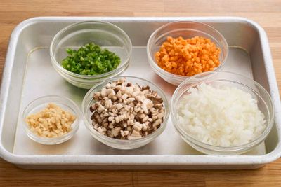 【きじま家のひと工夫】 肉味噌にはたっぷりの野菜を入れて奥行きのある味わいに