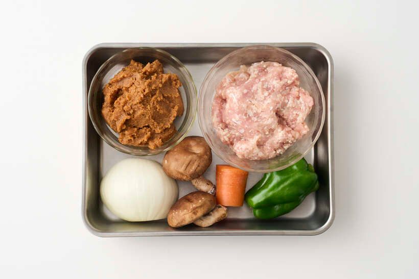 「葉巻きご飯」の材料。