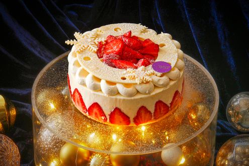 「ホテル インターコンチネンタル 東京ベイ」の2026年クリスマスケーキ　食卓に冬の雪景色を運ぶ「オーブ ド ネージュ」