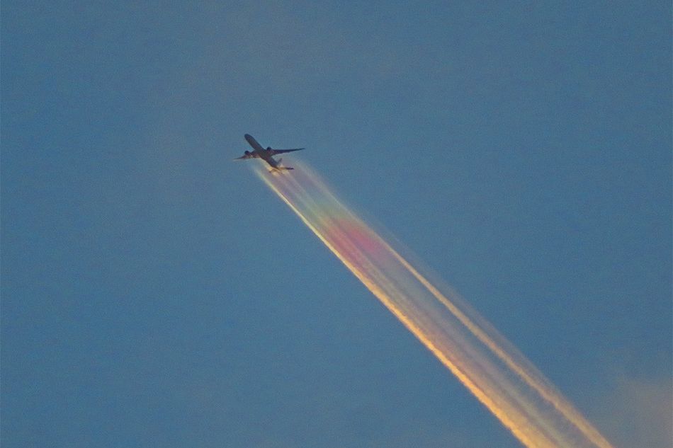 9月20日は空の日。低い空を飛ぶ飛行機を見やすい場所を航路と風向きから考える