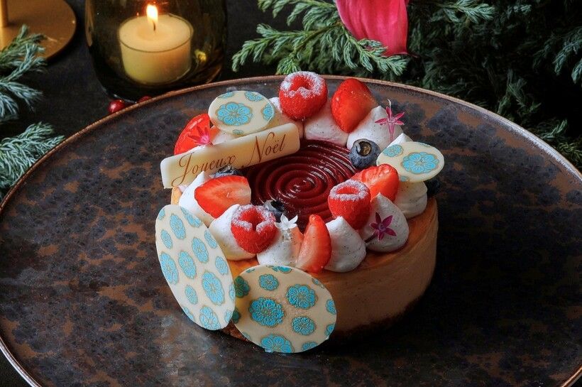 「 Couronne de Noël Fromage(クロンヌ・ド・ノエル フロマージュ」9,720円 直径約 12cm ※70台限定