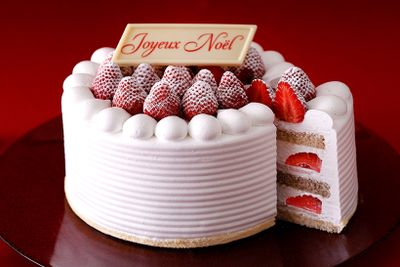 「新エクストラスーパーあまおうショートケーキ」23,760円　直径18cm、高さ9cm