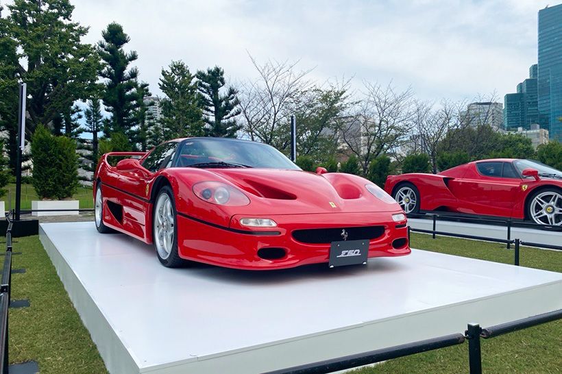 1950年に製造された、Ferrari F50。レーシングマシンの感覚を自家用車に取り入れた名車。