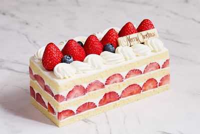 「プルミエ・ダムール」幅18cm×奥行き9cm　8,000円／幅9cm×奥行き9cm　4,700円