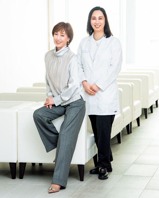 「気になった時点で、気軽に。まず相談してみてください」(浜中聡子先生) 「これからの髪と頭皮のために今できることを知りたいです」(高島礼子さん)