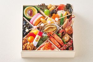 厳選美味を少しずつ全33品を盛り込みました　「家庭画報オリジナル　和一段おせち」