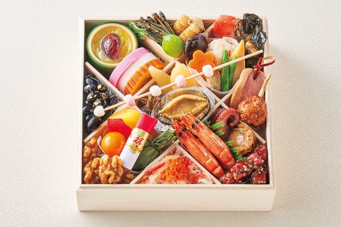 厳選美味を少しずつ全33品を盛り込みました　「家庭画報オリジナル　和一段おせち」