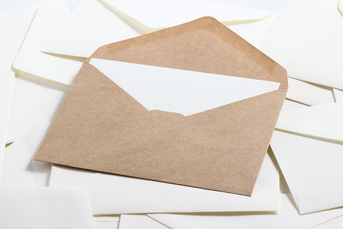 大人気　手紙・封筒関係の紙モノだけで【800g】 大人気 手紙・封筒関係の紙モノだけで【800g】 大人気 手紙