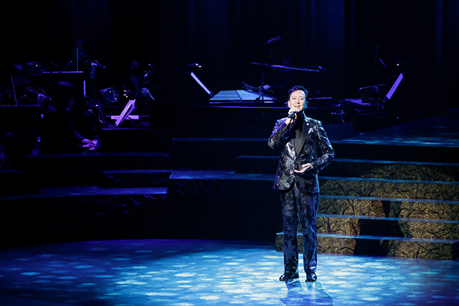 ソロコンサート『世界のうた』を開催。坂東玉三郎さんが語る歌への思い