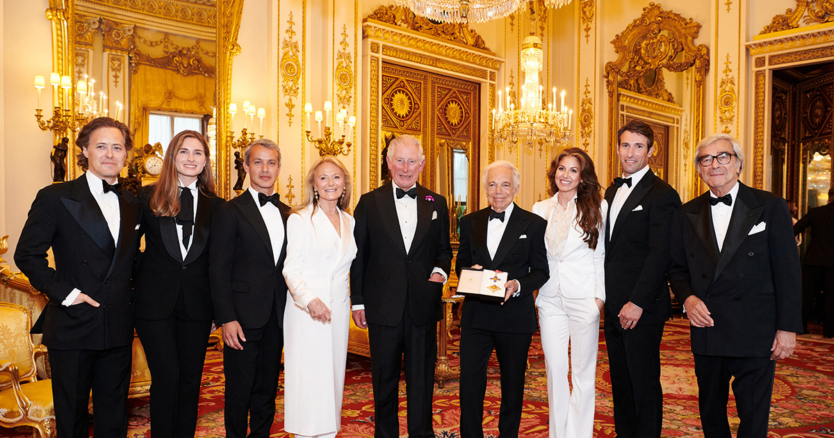 ラルフ・ローレンが英国「名誉ナイト勲章」を受章。デザイナーの枠を