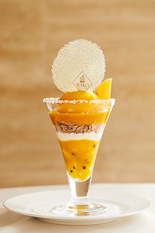 この夏味わいたいのは、銀座一のマンゴーパフェ！世界が認めた“王様