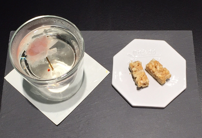 今月の筋書は、大野逸男氏による桜の絵。歌舞伎座 四月大歌舞伎「奴