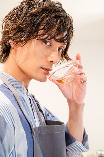 加藤和樹さんの特製レシピを初公開！ 料理研究家 中村奈津子先生に採点