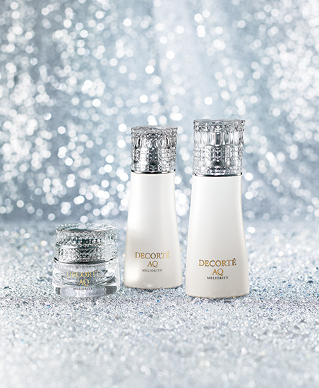 美しさの頂点へ。10年の時を経て「新AQ ミリオリティ」誕生〔コスメ