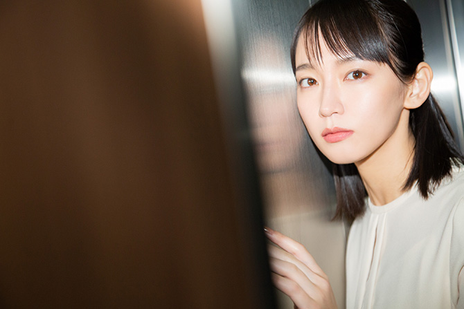 世界初演の舞台『FORTUNE』で、吉岡里帆さんが森田 剛さんと共演