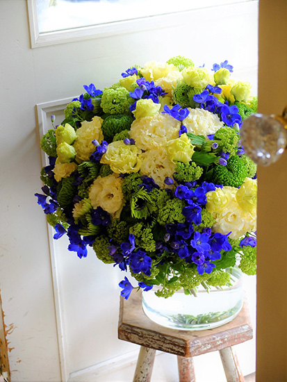 自然界が生んだ“深い青”に心惹かれる。「ジャパンブルー」という名の